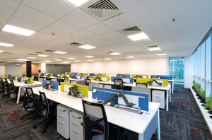  Office Space For Rent in South Tukoganj