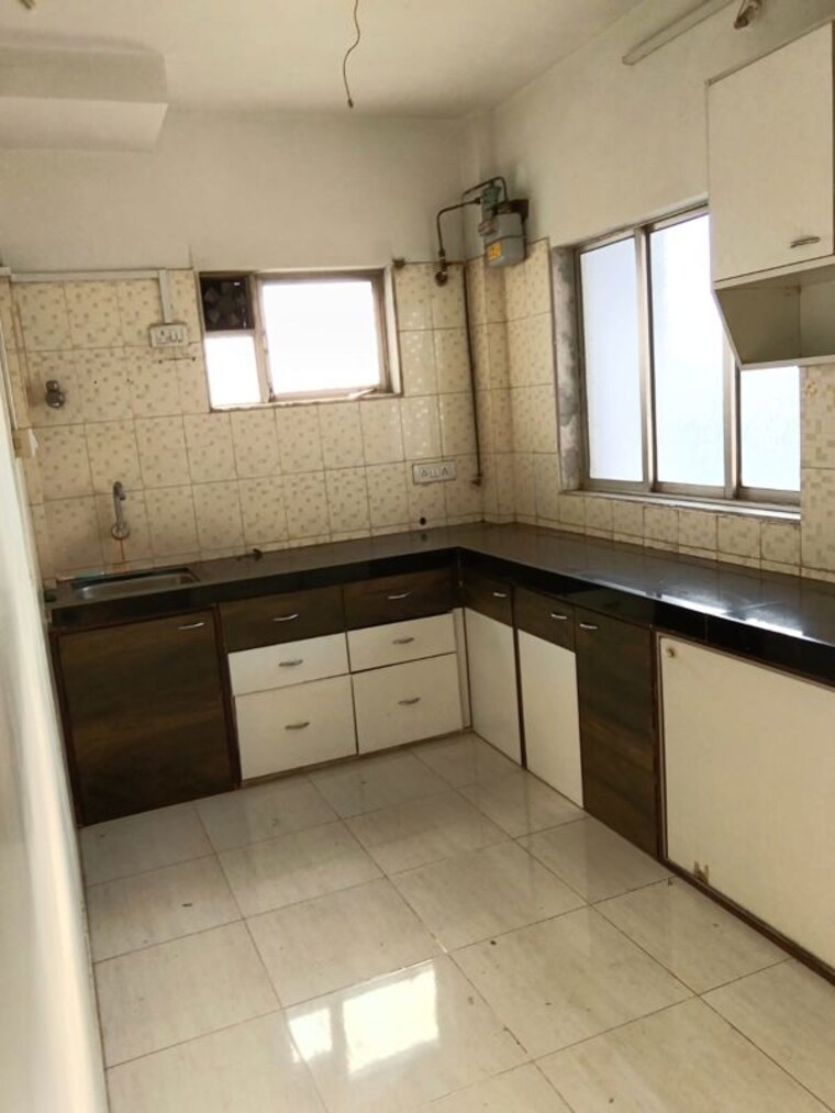Kitchen, jugal-jyoti-building 1 Bedroom 600 Sq.Ft. Apartment In Santacruz East Mumbai 10745385