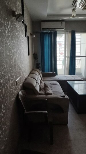 Living Room in 2 BHK Apartment at Gomti Nagar – for Rent