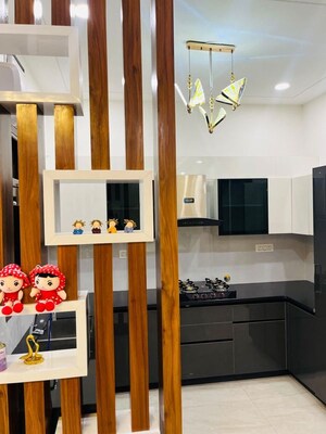 Kitchen in 3.5 BHK Builder Floor at Mamta Homes, Lohgarh – for Sale
