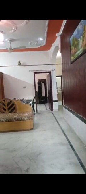 2 BHK Independent House For Rent in Chakarata Road