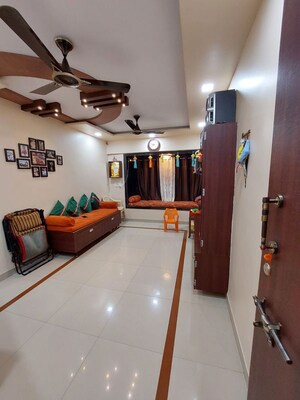 2 BHK Apartment For Rent in Shree Laxmi Park 1, Vartak Nagar