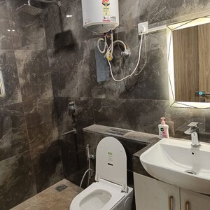 Attached Bathroom in 3.5 BHK Apartment at M3M Skywalk, Sector 74 – for Rent