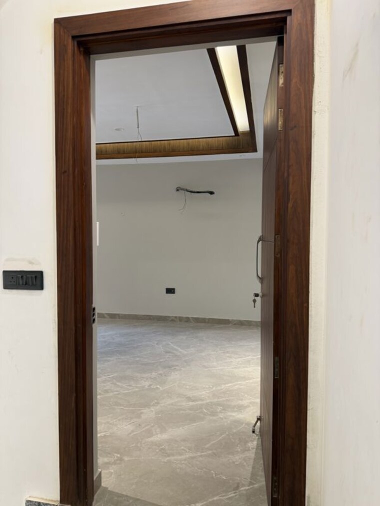Room, bptp-district-3 3 Bedroom 180 Sq.Yd. Builder Floor In Sector 85 Faridabad 10745475