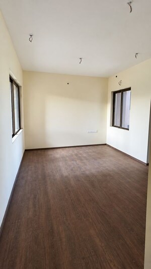 Room in 2.5 BHK Apartment at Bhimjyani Verraton, Manpada – for Rent