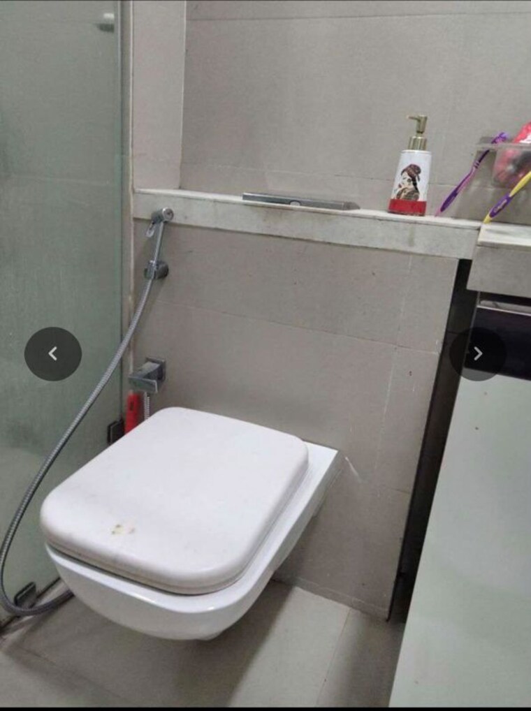 Bathroom, options-avenue-14 2 Bedroom 675 Sq.Ft. Apartment In Dadar East Mumbai 10745529