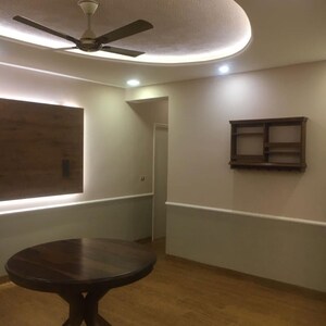 Room in 3.5 BHK Apartment at Ireo Victory Valley, Sector 67 – for Rent