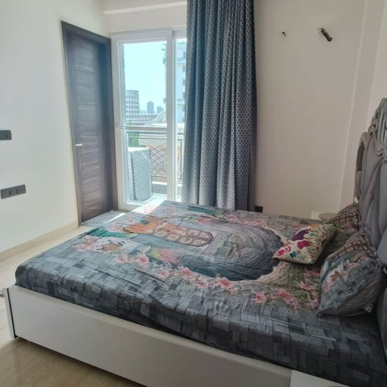 Bedroom, ansal-esencia-amara-villas 3 Bedroom 2700 Sq.Ft. Apartment In Sector 67 Gurgaon 10745597
