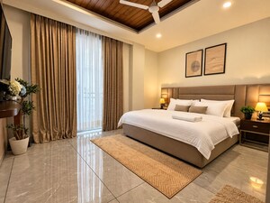 Bedroom in 3 BHK Apartment at Cliffton Valley, Panthaghati – for Sale