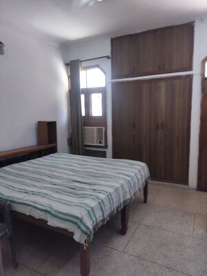 1 RK Builder Floor For Rent in Habitat 44, Sector 44