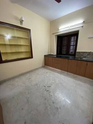 Room in 5 BHK Independent House at Banashankari Temple Ward – for Sale