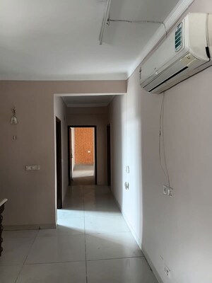 4 BHK Apartment For Rent in Nagla