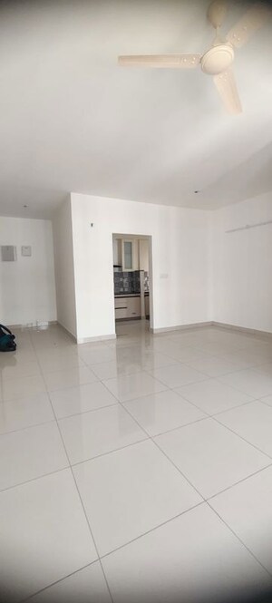 Room in 3 BHK Apartment at Provident Park Square, Kanakapura Road – for Sale