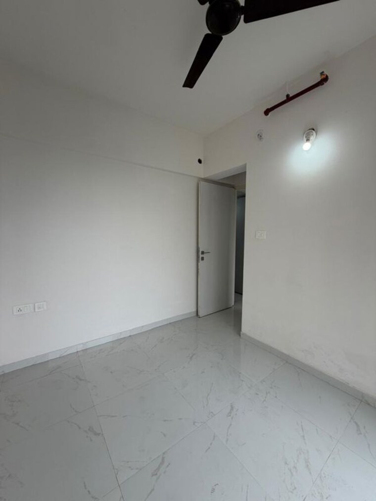 Room, runwal-gardens 1.5 Bedroom 535 Sq.Ft. Apartment In Dombivli East Thane 10745664