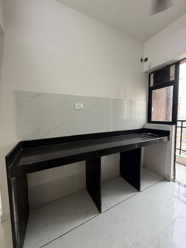 Kitchen, runwal-gardens 1.5 Bedroom 535 Sq.Ft. Apartment In Dombivli East Thane 10745664