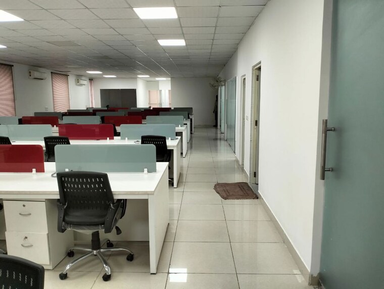 Team Area, sector 63 Commercial Office Space 1500 Sq.Ft. In Sector 63 Noida 10745695