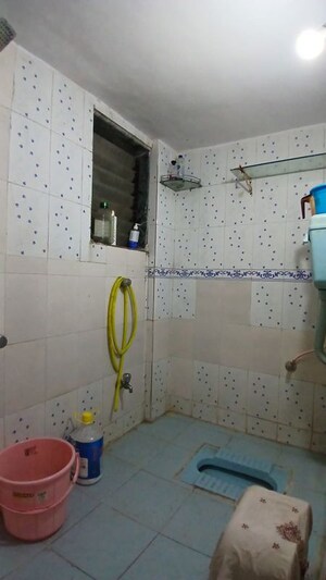 Bathroom in 2 BHK Apartment at Suncity Heights, Seawoods – for Rent