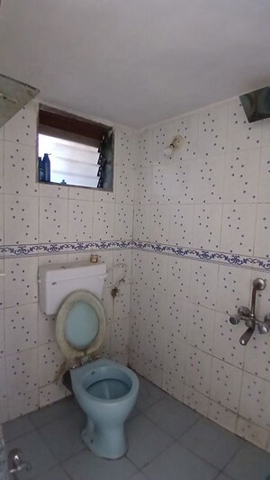 Bathroom in 2 BHK Apartment at Suncity Heights, Seawoods – for Rent