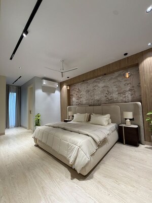 Bedroom in 3 BHK Builder Floor at BPTP Green Oaks, Sector 70a – for Sale