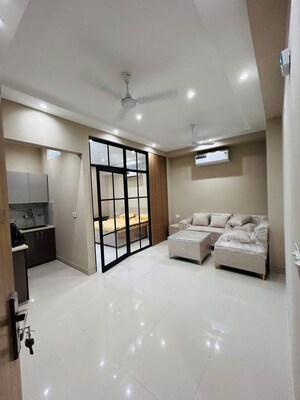 1 BHK Builder Floor For Rent in Sector 38
