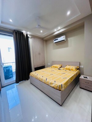 Bedroom in 1 BHK Builder Floor at Sector 38 – for Rent