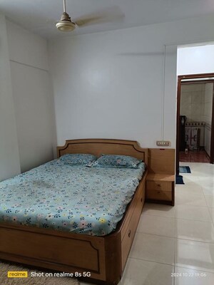 Bedroom in 1 BHK Apartment at Mahavir Classik Complex, Andheri East – for Rent