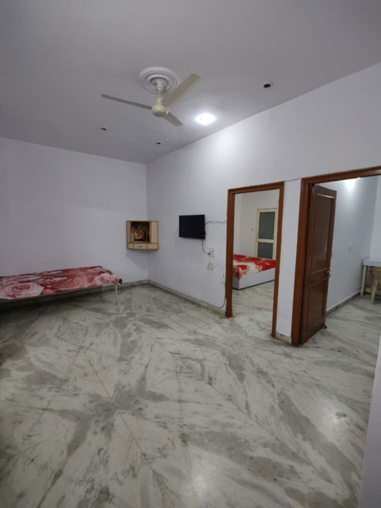 Room, sector 47 2 Bedroom 800 Sq.Ft. Builder Floor In Sector 47 Gurgaon 10745763