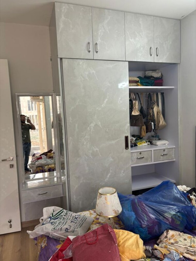 Room, signature-global-city-92 3 Bedroom 1150 Sq.Ft. Apartment In Sector 92 Gurgaon 10745811