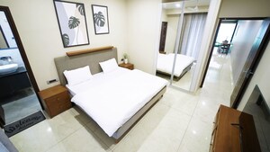 Room in 2 BHK Apartment at Cliffton Valley, Panthaghati – for Sale