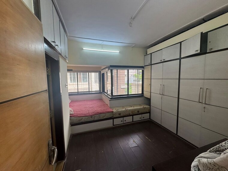 Room, santacruz west 3 Bedroom 1200 Sq.Ft. Apartment In Santacruz West Mumbai 10745842