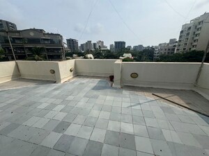 Balcony in 3 BHK Apartment at Santacruz West – for Rent