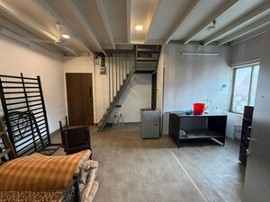 Room in 2 BHK Apartment at Colaba – for Rent
