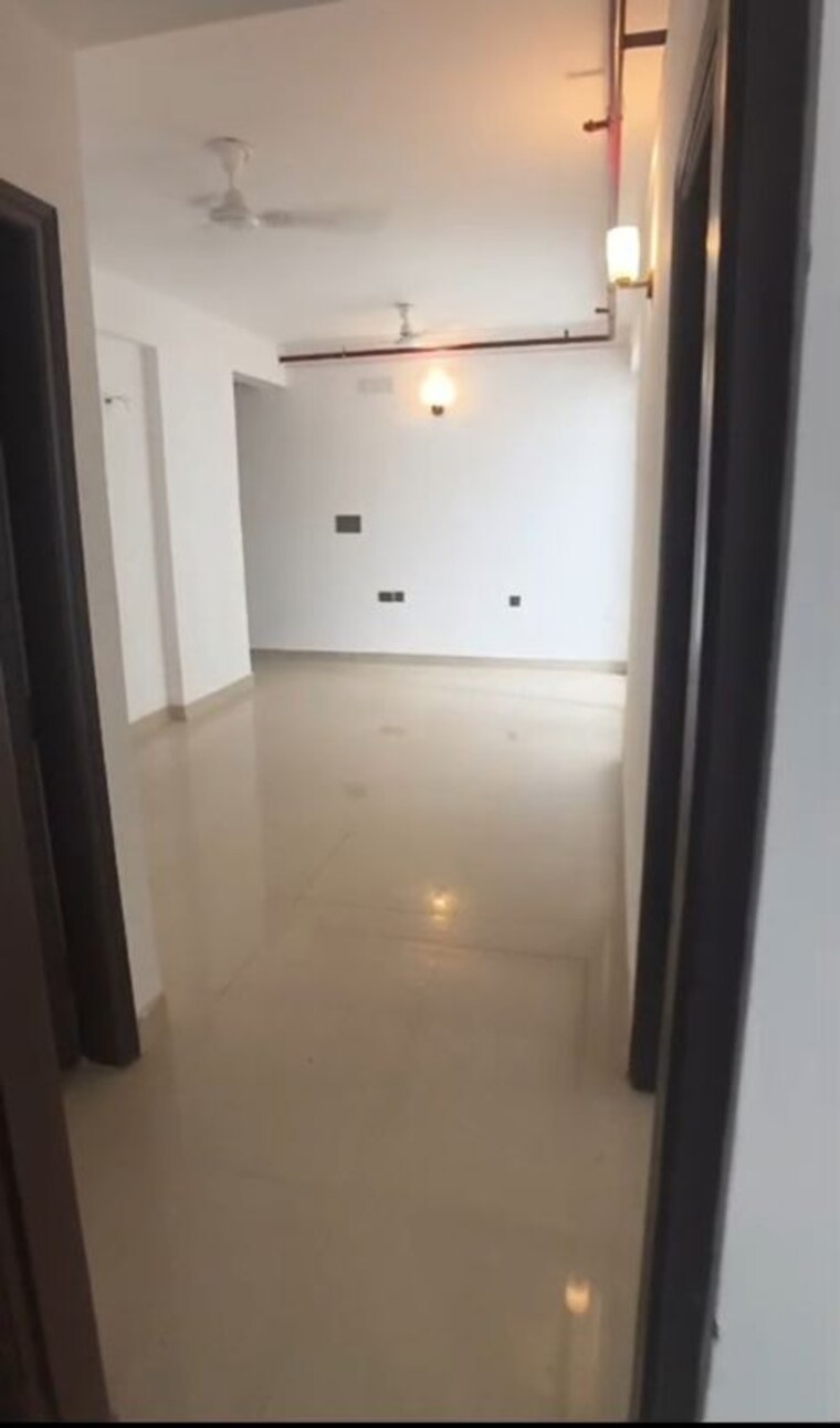 Hall, sikka-kaamya-greens 3 Bedroom 1450 Sq.Ft. Apartment In Sector 10 Greater Noida Greater Noida 10745830