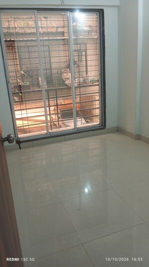 Room in 3 BHK Apartment at Ulwe Sector 16 – for Rent