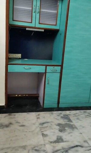 Room in 2 BHK Apartment at Hiranandani Estate Avon, Ghodbunder Road – for Rent