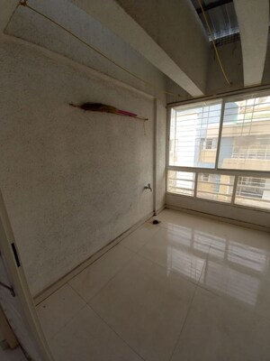 Room in 1 BHK Apartment at G K Roseland Residency, Pimple Saudagar – for Rent