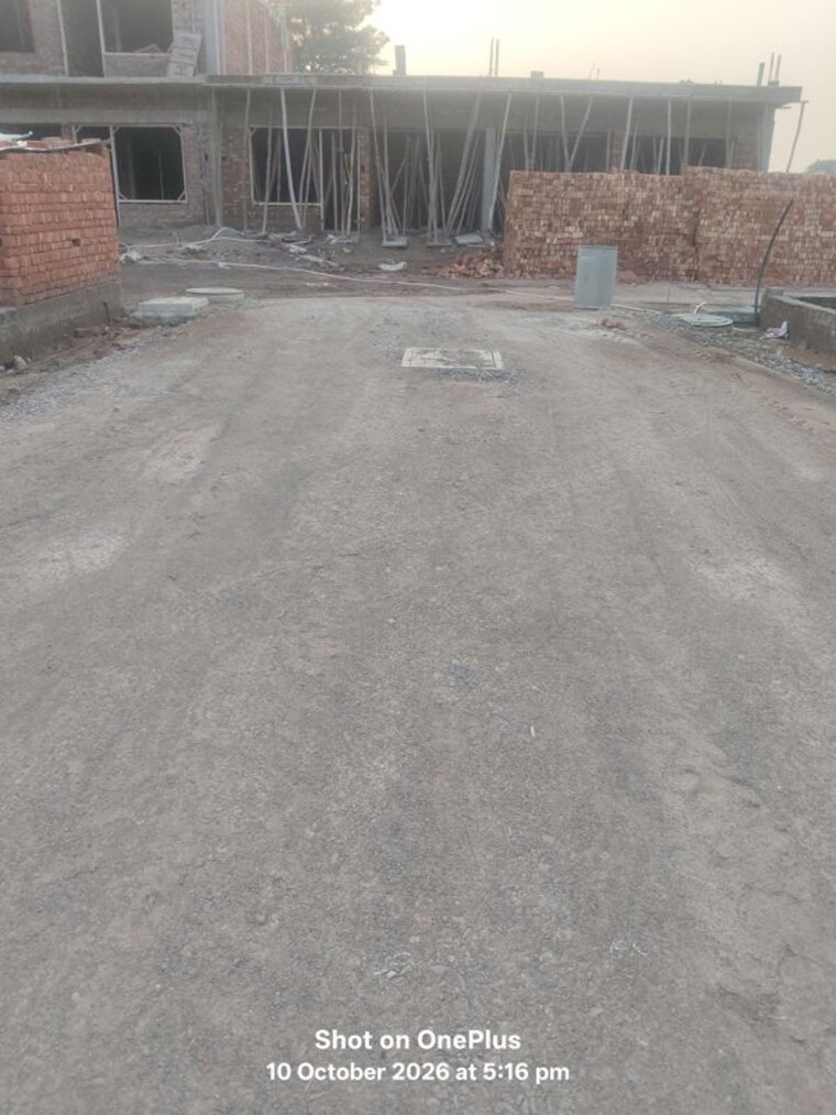 undefined, pir machalla  100 Sq.Yd. Plot In Pir Machalla Zirakpur 10745943