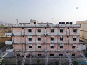  Office Space – Exterior View View at Patia - for Rent