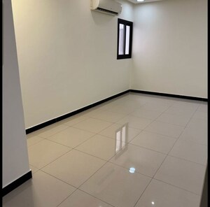 Room in 1.5 BHK Apartment at Godrej Emerald Vista, Ghodbunder Road – for Rent