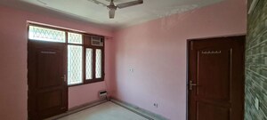 Room in 3 BHK Apartment at Sector 109 – for Rent
