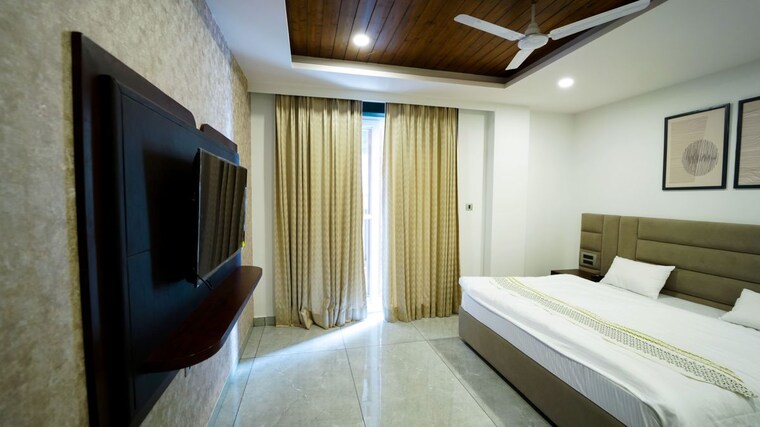Bedroom, cliffton-valley 3 Bedroom 1885 Sq.Ft. Apartment In Panthaghati Shimla 10745865