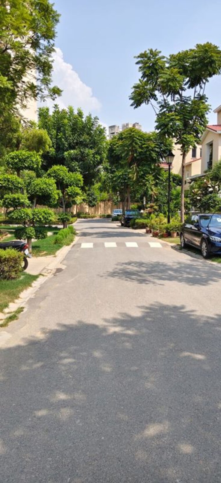  Parking, emaar-marbella 5 Bedroom 6520 Sq.Ft. Villa In Sector 66 Gurgaon 10746024