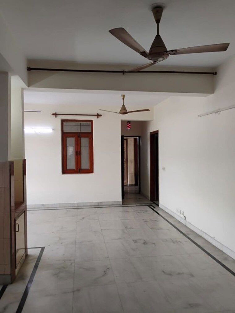 Room, sector 103 3 Bedroom 1700 Sq.Ft. Apartment In Sector 103 Gurgaon 10746009