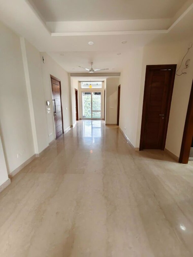 undefined, defence colony 3 Bedroom 2466 Sq.Ft. Builder Floor In Defence Colony Delhi 10746077