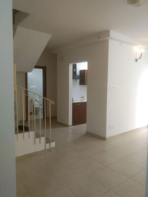 Room in 2 BHK Apartment at Bhartiya Nikoo Homes, Thanisandra Main Road – for Rent