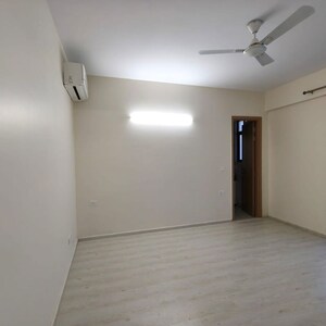 Room in 3 BHK Apartment at M3M Heights, Sector 65 – for Rent