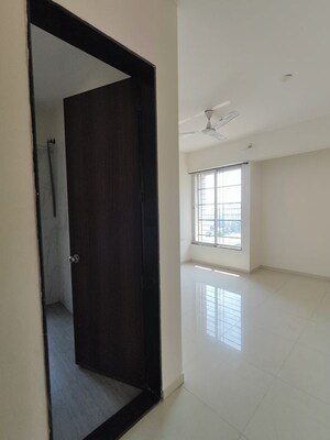 Master Bedroom in 3 BHK Apartment at Vasant Fiona, Pokhran Road No Two – for Rent