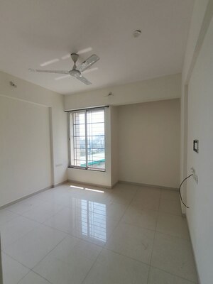 Bedroom in 3 BHK Apartment at Vasant Fiona, Pokhran Road No Two – for Rent