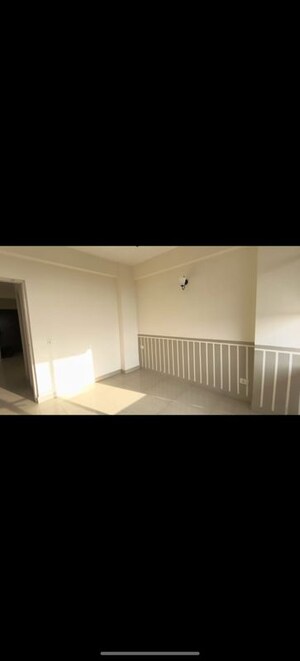 Room in 2 BHK Apartment at Signature Global Synera, Sector 81 – for Sale