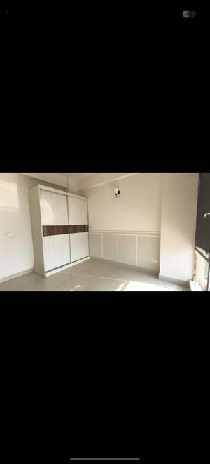 Room in 2 BHK Apartment at Signature Global Synera, Sector 81 – for Sale